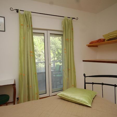 Seaside Secluded Apartments Cove Karkavac - Scedro, Hvar - 8801 Jelsa  Bilik gambar