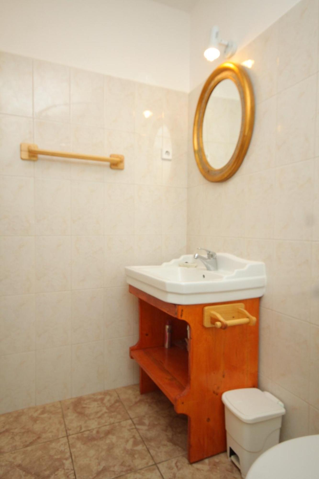 Seaside Secluded Apartments Cove Karkavac - Scedro, Hvar - 8801 Jelsa  Bilik gambar