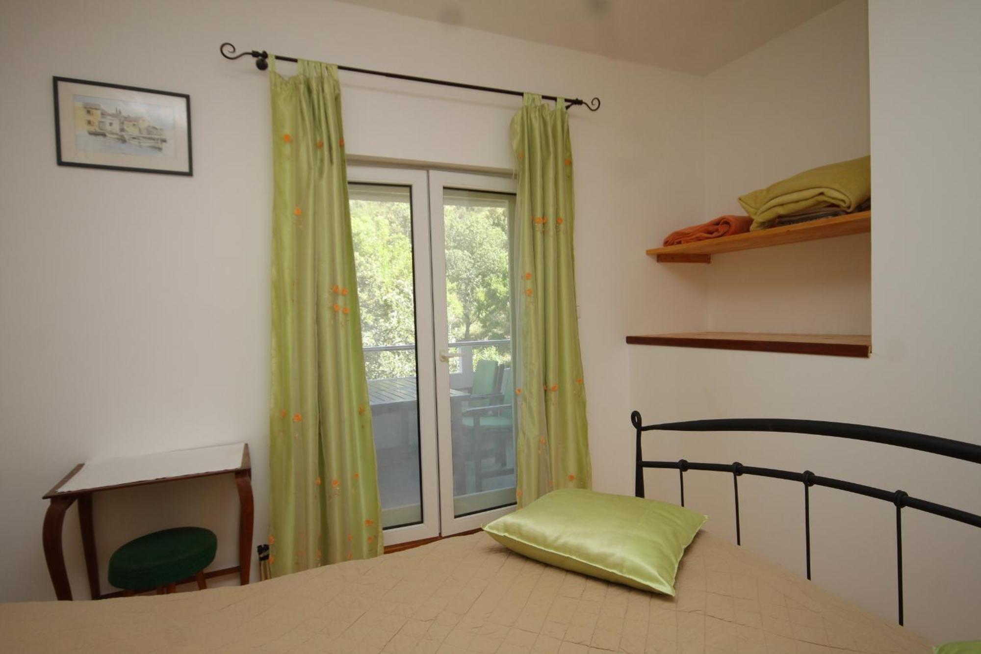 Seaside Secluded Apartments Cove Karkavac - Scedro, Hvar - 8801 Jelsa  Bilik gambar